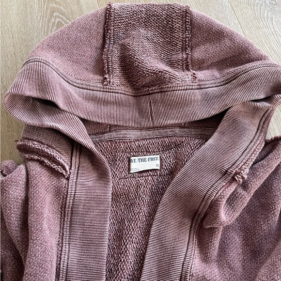 We the free forever yours cardi - Picture 3 of 4